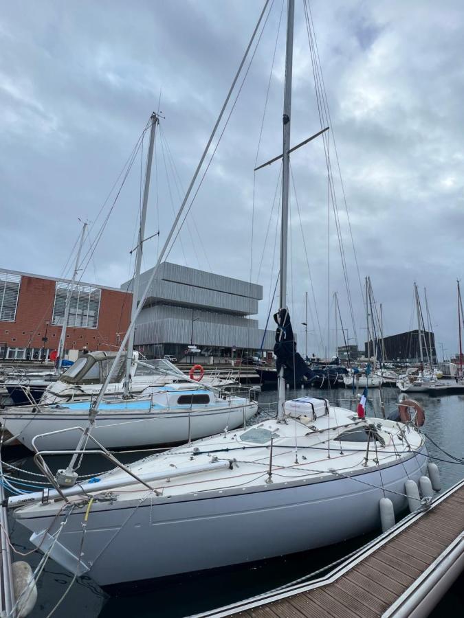 Nuit Insolite Sur Un Bateau Au Havre Le Havre Kültér fotó
